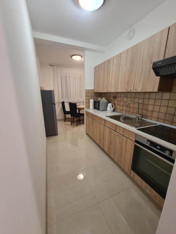 Apartman Yellow - Self Check In Osijek Eksteriør billede