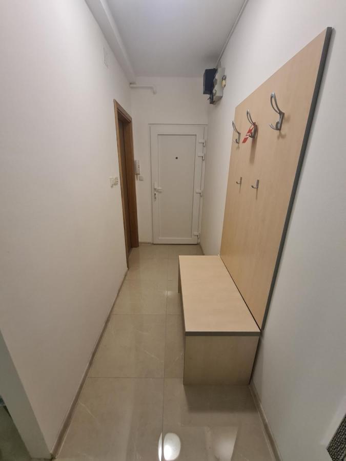 Apartman Yellow - Self Check In Osijek Eksteriør billede