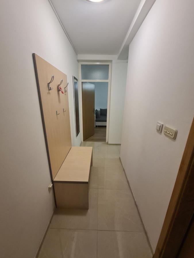 Apartman Yellow - Self Check In Osijek Eksteriør billede